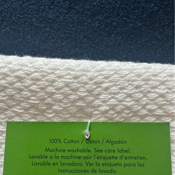 Kate Spade set of 2♠️White and Pink and red Cocktail Towels! Add a pop of FUN♠️ - Picture 3 of 7